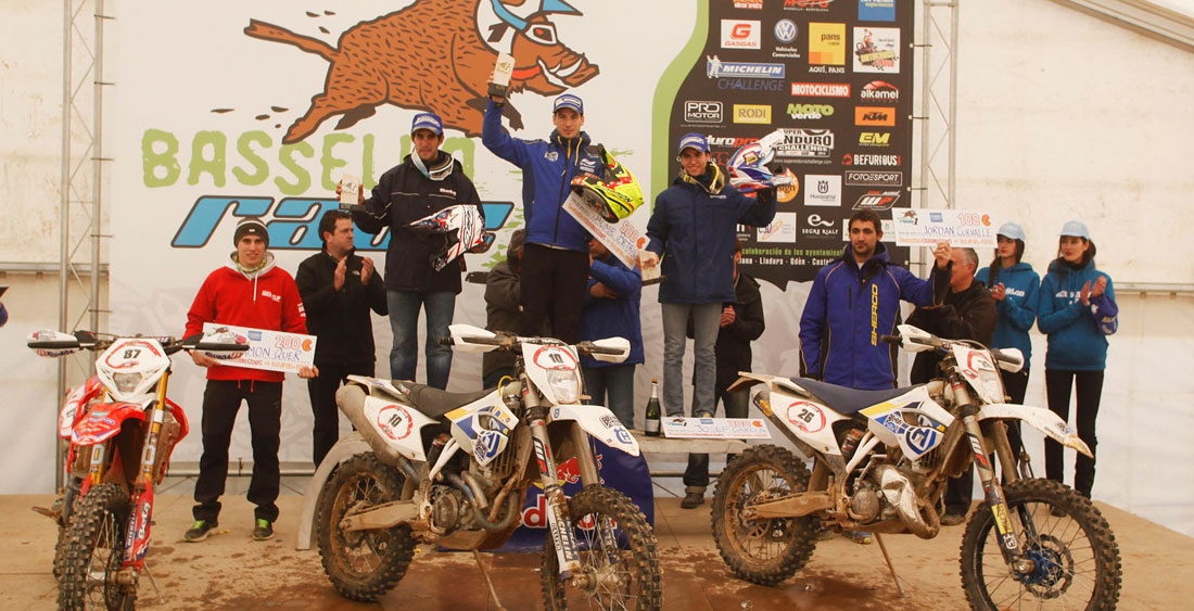 Jaume Betriu consigue su primera victoria en la Bassella Race 1, tras un apretado duelo con Oriol Mena