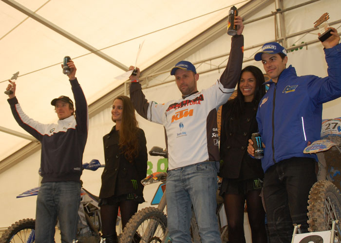 Victoria para el piloto de KTM Aaron Bernárdez